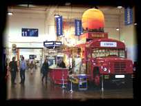 Der Siedlerbus am Kosmos-Stand